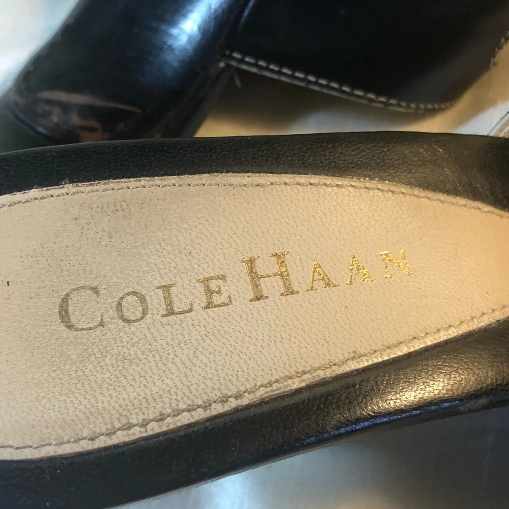 Shoes - Picture 3 of 10